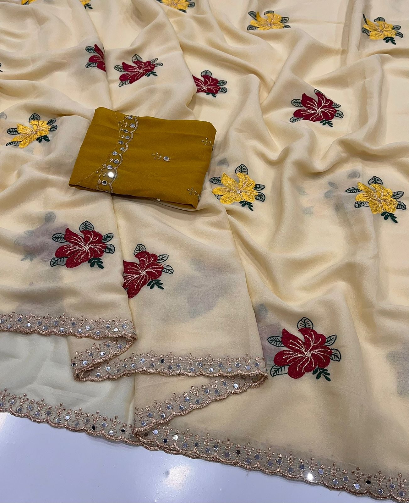 Saree