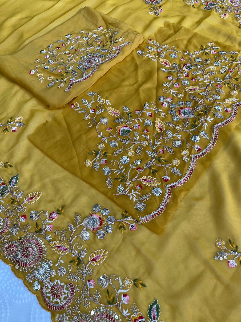 Saree