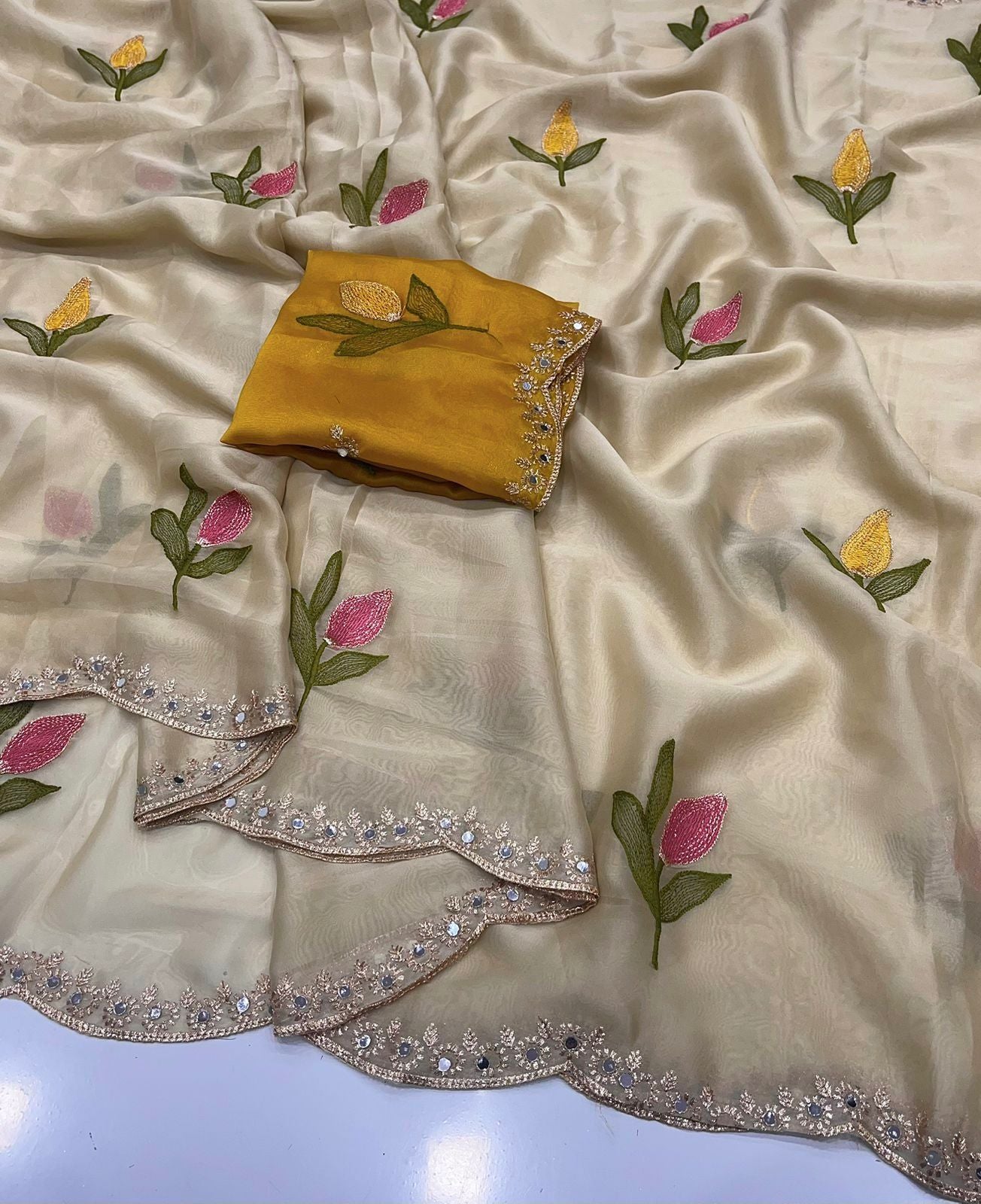 Saree